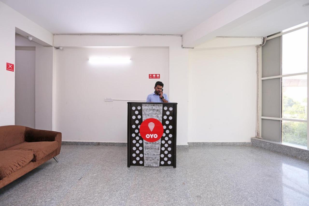 Oyo Dlf Cyber City Near Aravali Biodiversity Park Gurgaon Luaran gambar
