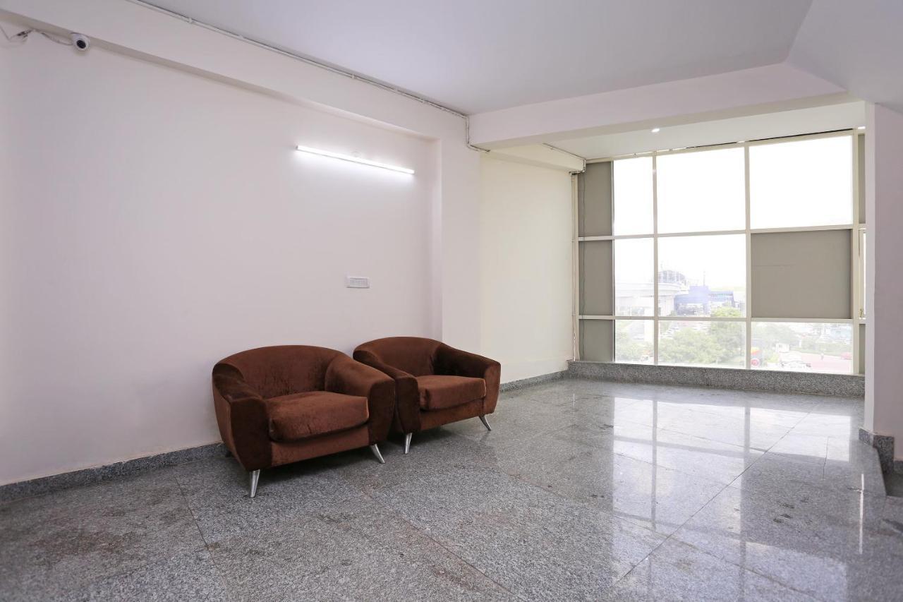 Oyo Dlf Cyber City Near Aravali Biodiversity Park Gurgaon Luaran gambar