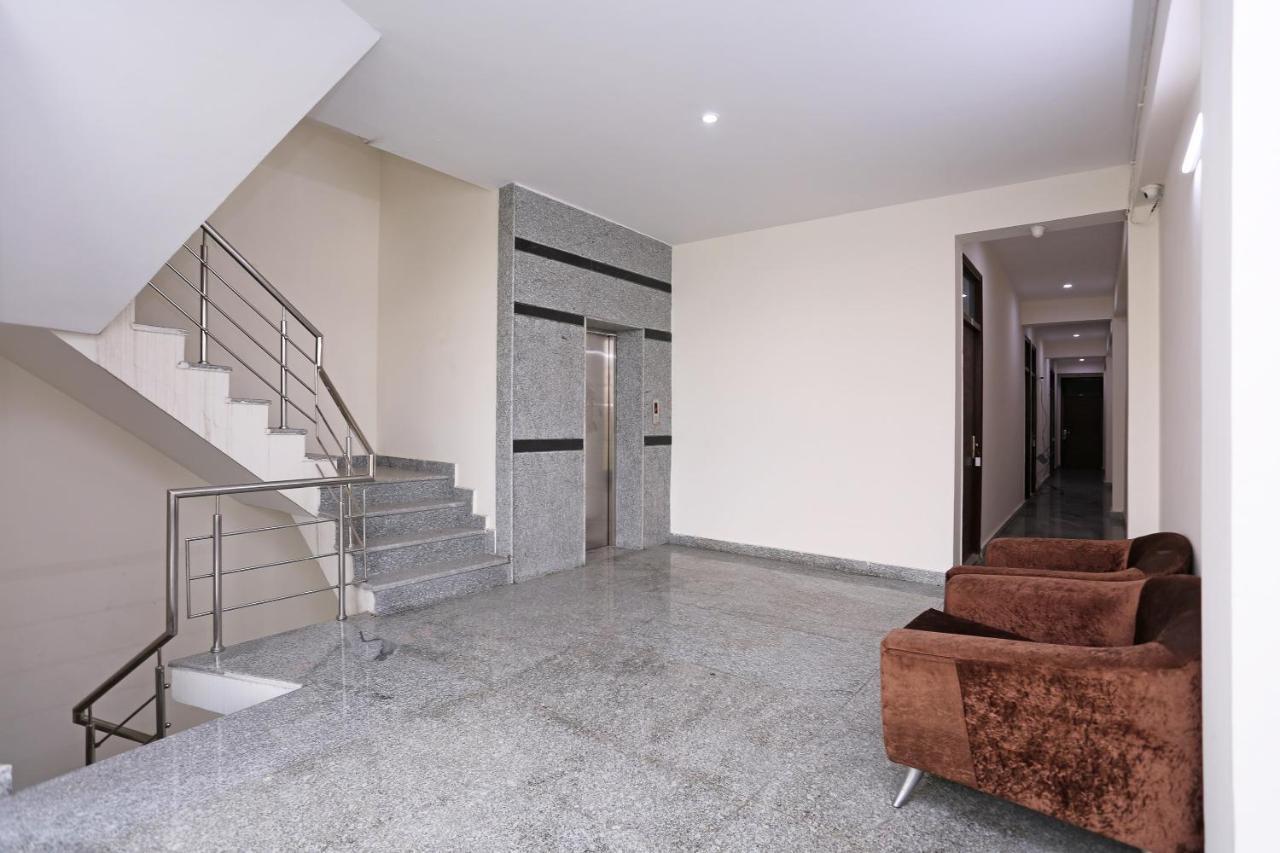 Oyo Dlf Cyber City Near Aravali Biodiversity Park Gurgaon Luaran gambar